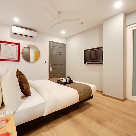 Oyo Townhouse 019 Anand Vihar Hotell New Delhi Eksteriør bilde