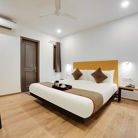 Oyo Townhouse 019 Anand Vihar Hotell New Delhi Eksteriør bilde