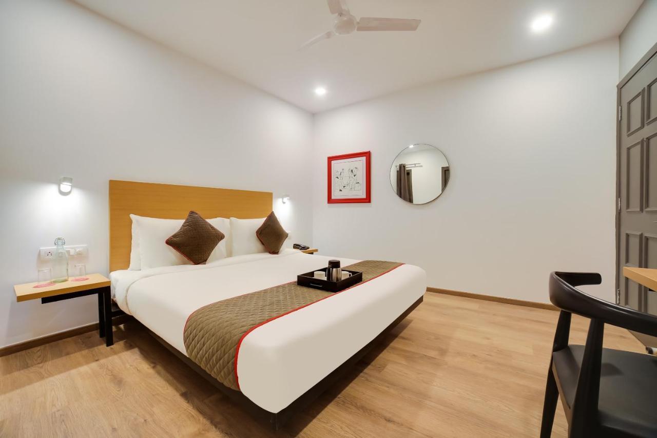 Oyo Townhouse 019 Anand Vihar Hotell New Delhi Eksteriør bilde