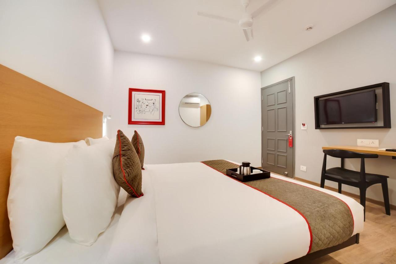 Oyo Townhouse 019 Anand Vihar Hotell New Delhi Eksteriør bilde