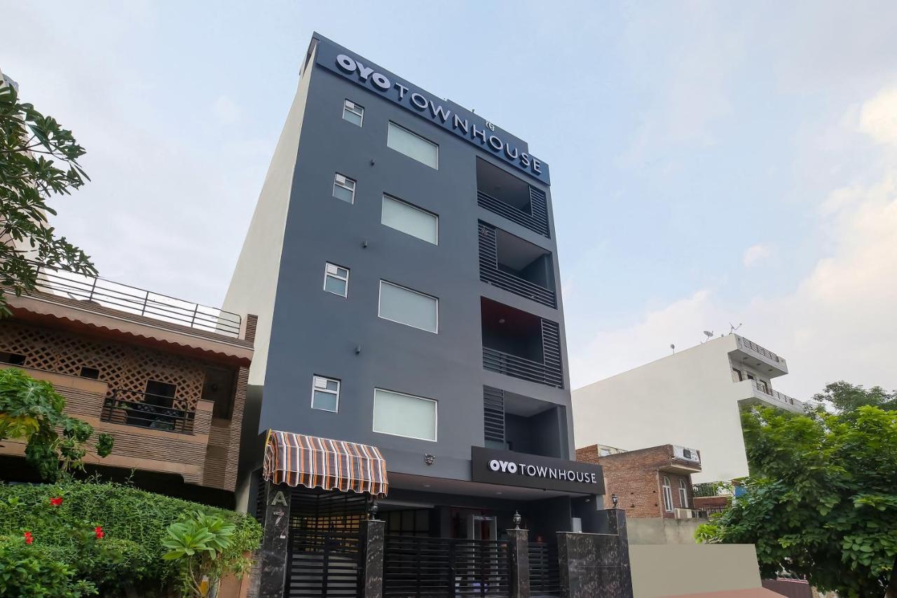 Oyo Townhouse 019 Anand Vihar Hotell New Delhi Eksteriør bilde