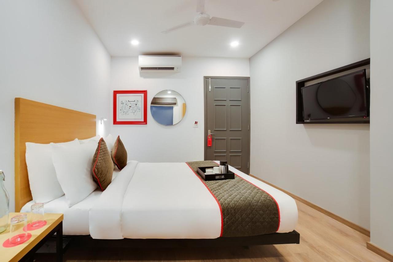 Oyo Townhouse 019 Anand Vihar Hotell New Delhi Eksteriør bilde