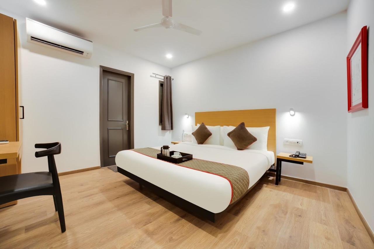 Oyo Townhouse 019 Anand Vihar Hotell New Delhi Eksteriør bilde