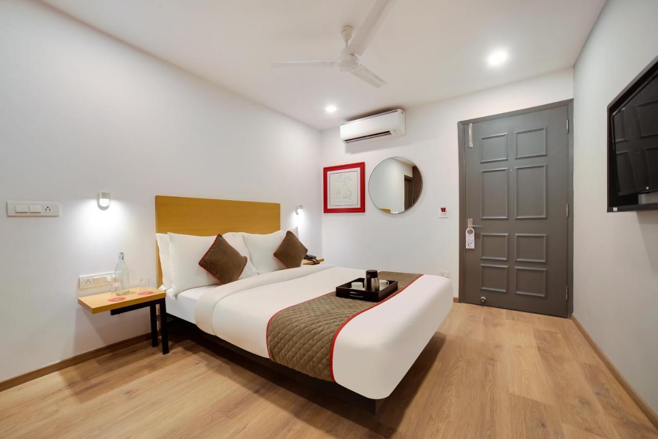 Oyo Townhouse 019 Anand Vihar Hotell New Delhi Eksteriør bilde